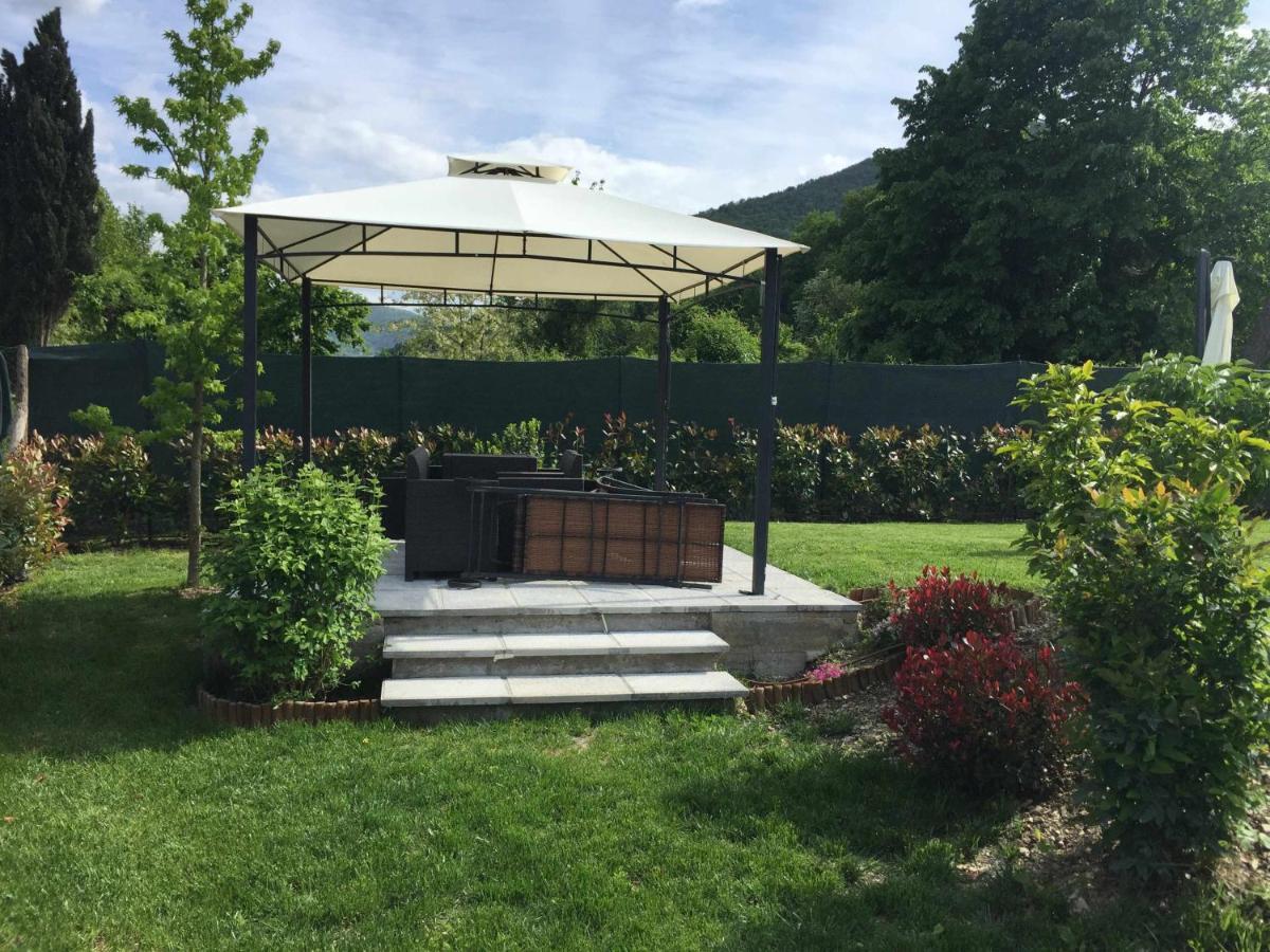 Casa Vacanza Il Laghetto Bea Dicomano ภายนอก รูปภาพ